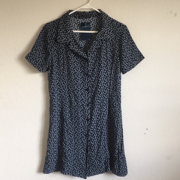 Brandy Melville Dresses & Skirts - Brandy Melville navy floral  Daria dress